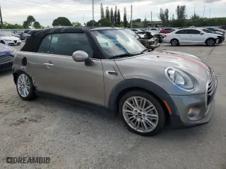 2017 MINI Convertible Cooper with VIN WMWWG5C55H3C19816, listed as a Copart auction lot 71684554 with 42,440 mi miles and Salvage Title. Bid and sale history available at carsss.com. Image 4.