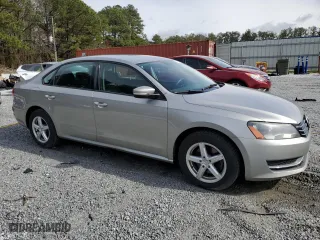 2013 Volkswagen Passat S with VIN 1VWAP7A3XDC021540, listed as a Copart auction lot 47683435 with 283,842 mi miles and Non Repairable. Bid and sale history available at carsss.com. Image 4.