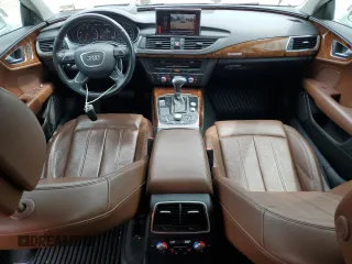 2014 Audi A7 Prestige z VIN WAU2GAFC4EN045249, wystawiony jako Copart lot #54440315 z przebiegiem 116 086 mil mil oraz Szkoda całkowita • Salvage title. Historia ofert i sprzedaży dostępna na DreamBid. Obrazek 8.