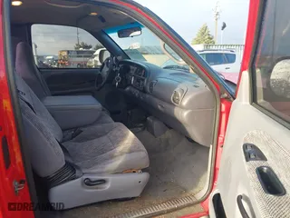 1998 Dodge Ram 1500 with VIN 3B7HF13Z2WG157096, listed as a IAAI auction lot 41200751 with 157,125 mi miles. Bid and sale history available at carsss.com. Image 5.