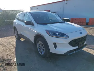 2022 Ford Escape SE with VIN 1FMCU9G60NUA61330, listed as a IAAI auction lot 41725478 with 150,587 mi miles and . Bid and sale history available at carsss.com. Image 1.