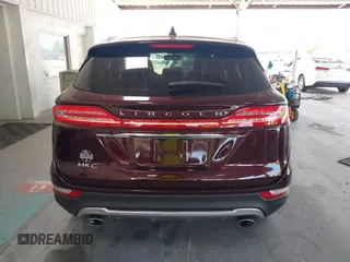 2019 Lincoln MKC Reserve with VIN 5LMCJ3C94KUL50192, listed as a IAAI auction lot 42217678 with 21,344 mi miles and . Bid and sale history available at DreamBid. Image 17.