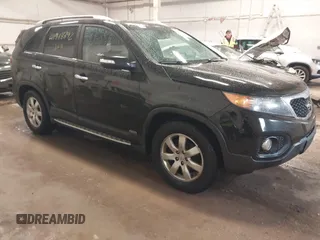 2012 Kia Sorento LX with VIN 5XYKTDA22CG283040, listed as a IAAI auction lot 41948892 with 266,330 mi miles. Bid and sale history available at carsss.com. Image 1.