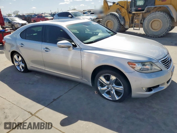2011 Lexus LS 460 z VIN JTHBL5EF2B5102883, wystawiony jako Copart lot #49342705 z przebiegiem 94 082 mil mil oraz Czysty tytuł • Clean title. Historia ofert i sprzedaży dostępna na DreamBid. Obrazek 4.