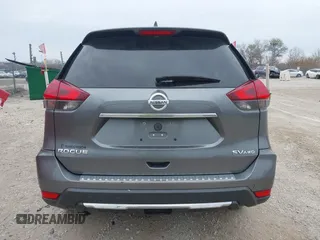 2017 Nissan Rogue SL with VIN 5N1AT2MV9HC887987, listed as a IAAI auction lot 42071444 with 170,906 mi miles and . Bid and sale history available at DreamBid. Image 16.