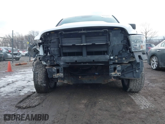 2017 Ram 1500 Big Horn z VIN 1C6RR7GT2HS721143, wystawiony jako IAAI lot #41634614 z przebiegiem 141 991 mil mil oraz . Historia ofert i sprzedaży dostępna na DreamBid. Obrazek 6.