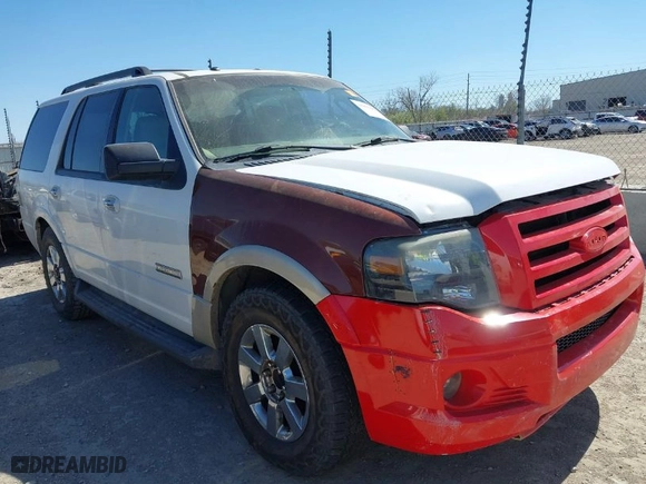 2008 Ford Expedition SSV with VIN 1FMFU15548LA31234, listed as a IAAI auction lot 41836451 with 396,504 mi miles. Bid and sale history available at carsss.com. Image 1.