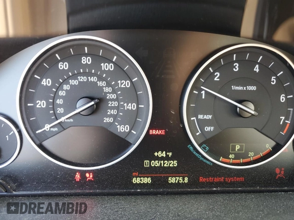 2015 BMW 3 Series 328i xDrive z VIN WBA3B5G58FNS12126, wystawiony jako Copart lot #56388875 z przebiegiem 68 386 mil mil oraz Szkoda całkowita • Salvage title. Historia ofert i sprzedaży dostępna na DreamBid. Obrazek 9.