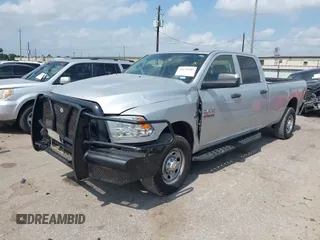 2018 Ram 2500 Tradesman with VIN 3C6UR4HL3JG325551, listed as a IAAI auction lot 42171102 with 306,153 mi miles and . Bid and sale history available at DreamBid. Image 17.