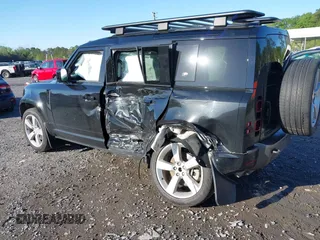 2022 Land Rover Defender X-Dynamic SE with VIN SALE27RU0N2101123, listed as a IAAI auction lot 41963494 with 28,238 mi miles and . Bid and sale history available at DreamBid. Image 3.