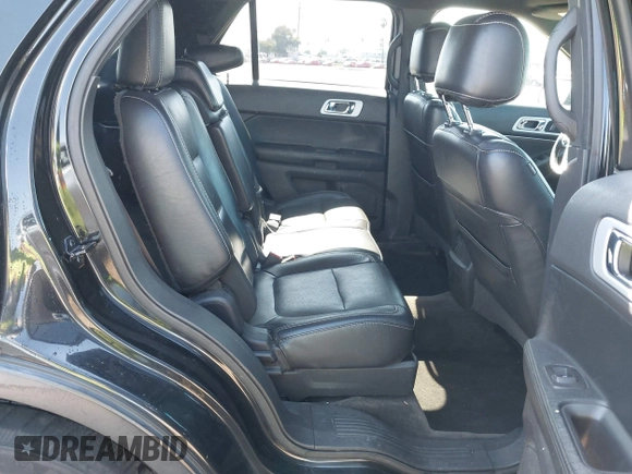 2015 Ford Explorer Sport z VIN 1FM5K8GT9FGA45710, wystawiony jako IAAI lot #42807452 z przebiegiem 110 277 mil mil oraz . Historia ofert i sprzedaży dostępna na DreamBid. Obrazek 8.