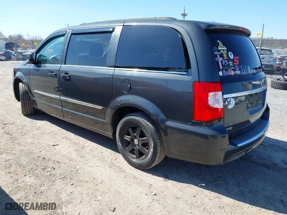 2011 Chrysler Town & Country Touring-L with VIN 2A4RR8DG1BR645357, listed as a IAAI auction lot 41770340 with 144,087 mi miles. Bid and sale history available at carsss.com. Image 3.