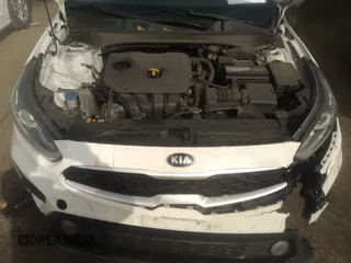2019 Kia Forte LXS with VIN 3KPF24AD0KE029618, listed as a IAAI auction lot 35861552 with 117,818 mi miles and . Bid and sale history available at carsss.com. Image 10.