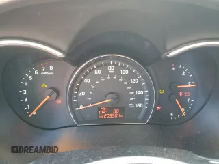 2014 Kia Sorento LX with VIN 5XYKTDA70EG538475, listed as a Copart auction lot 50084425 with 209,501 mi miles and Clean Title. Bid and sale history available at carsss.com. Image 9.