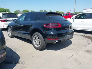 2018 Porsche Macan with VIN WP1AA2A56JLB07463, listed as a IAAI auction lot 41869415 with 112,053 mi miles. Bid and sale history available at carsss.com. Image 3.