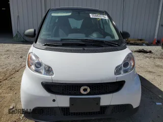 2015 Smart fortwo Passion with VIN WMEEJ3BA0FK802623, listed as a Copart auction lot 55082215 with Not Provided miles and Clean Title. Bid and sale history available at DreamBid. Image 5.