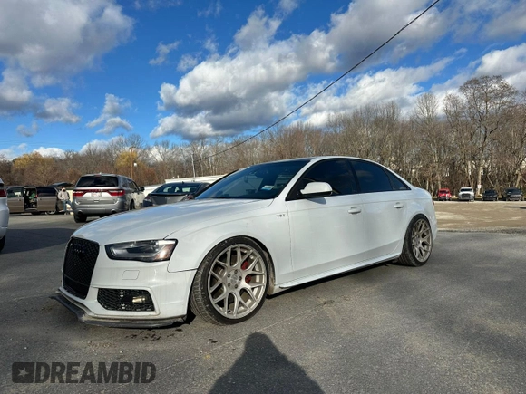 2015 Audi S4 Premium Plus with VIN WAUBGAFL6FA001584, listed as a Copart auction lot 83120324 with 196,598 mi miles and Clean Title. Bid and sale history available at carsss.com. Image 1.