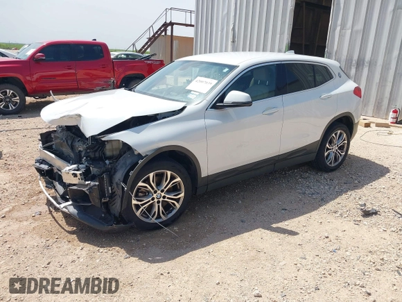 2018 BMW X2 sDrive28i z VIN WBXYJ3C37JEJ82536, wystawiony jako IAAI lot #42007039 z przebiegiem 76 626 mil mil oraz . Historia ofert i sprzedaży dostępna na DreamBid. Obrazek 2.