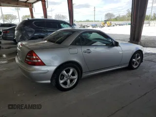 2002 Mercedes-Benz SLK 320 with VIN WDBKK65F42F239018, listed as a Copart auction lot 46303805 with 96,233 mi miles and Clean title. Bid and sale history available at DreamBid. Image 3.
