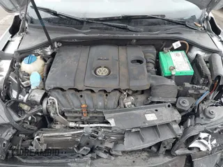2013 Volkswagen Passat Wolfsburg Edition with VIN 1VWAP7A39DC126165, listed as a IAAI auction lot 41921572 with 132,992 mi miles. Bid and sale history available at carsss.com. Image 10.