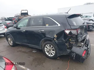 2019 Kia Sorento LX with VIN 5XYPG4A36KG575579, listed as a IAAI auction lot 41432346 with 97,562 mi miles. Bid and sale history available at carsss.com. Image 14.