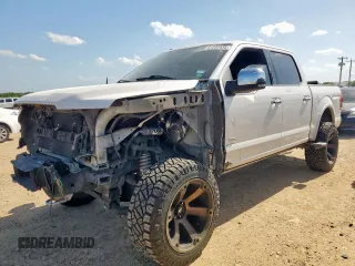2015 Ford F-150 XLT z VIN 1FTEW1EG5FFA70387, wystawiony jako Copart lot #61252435 z przebiegiem 95 777 mil mil oraz Szkoda całkowita • Salvage title. Historia ofert i sprzedaży dostępna na DreamBid. Obrazek 1.