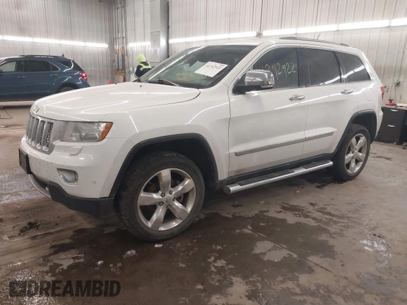 2013 Jeep Grand Cherokee Overland with VIN 1C4RJFCG7DC581808, listed as a IAAI auction lot 41242922 with 187,442 mi miles. Bid and sale history available at carsss.com. Image 18.