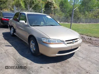 2000 Honda Accord EX with VIN 1HGCG1655YA069095, listed as a IAAI auction lot 42063475 with 301,313 mi miles and . Bid and sale history available at DreamBid. Image 1.