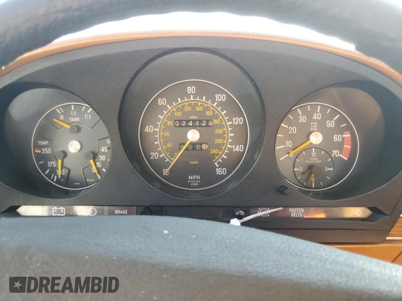 1978 Mercedes-Benz SL with VIN 10704412048026, listed as a Copart auction lot 83472774 with 74,129 mi miles and Clean title. Bid and sale history available at DreamBid. Image 9.