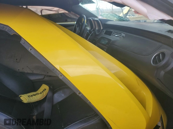 2012 Chevrolet Camaro 2LT z VIN 2G1FC1E34C9198854, wystawiony jako Copart lot #43278245 z przebiegiem Nie podano mil oraz Szkoda całkowita • Salvage title. Historia ofert i sprzedaży dostępna na DreamBid. Obrazek 8.