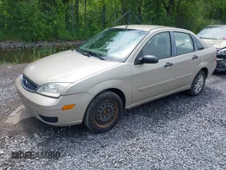 2007 Ford Focus S с VIN 1FAFP34N57W250909, выставлен на аукционе IAAI как лот 42457309 с пробегом 195 440 миль миль и . История ставок и продаж доступна на DreamBid. Изображение 2.