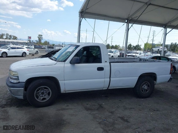 2002 Chevrolet Silverado 1500 with VIN 1GCEC14V82Z236404, listed as a IAAI auction lot 41970241 with 240,265 mi miles. Bid and sale history available at carsss.com. Image 14.
