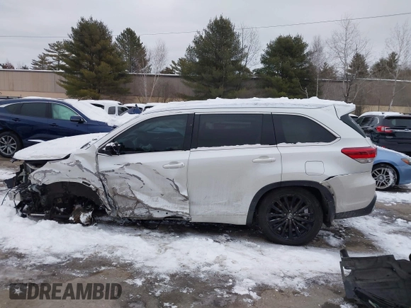 2018 Toyota Highlander Hybrid Limited с VIN 5TDDGRFH5JS043617, выставлен на аукционе IAAI как лот 41541783 с пробегом 91 038 миль миль и . История ставок и продаж доступна на DreamBid. Изображение 14.