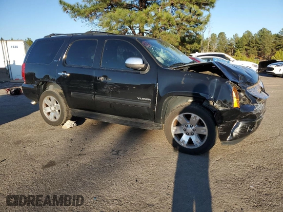 2011 GMC Yukon SLT with VIN 1GKS1CE01BR391954, listed as a Copart auction lot 82570594 with 0 mi miles and Salvage Title. Bid and sale history available at carsss.com. Image 4.