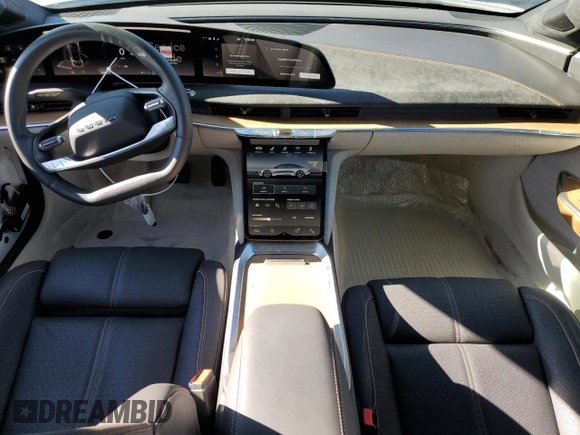2023 Lucid Air Grand Touring z VIN 50EA1GBA1PA003280, wystawiony jako Copart lot #69447544 z przebiegiem 4282 mil mil oraz Szkody całkowita. Historia ofert i sprzedaży dostępna na DreamBid. Obrazek 8.