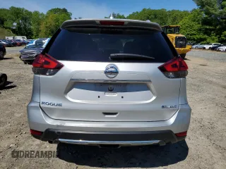 2018 Nissan Rogue SV z VIN 5N1AT2MV7JC730402, wystawiony jako Copart lot #58430025 z przebiegiem 169 627 mil mil oraz Szkoda całkowita • Salvage title. Historia ofert i sprzedaży dostępna na DreamBid. Obrazek 6.
