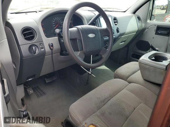 2004 Ford F-150 XL with VIN 1FTRF12W44NA16188, listed as a Copart auction lot 47353185 with 253,561 mi miles and Non Repairable. Bid and sale history available at carsss.com. Image 8.