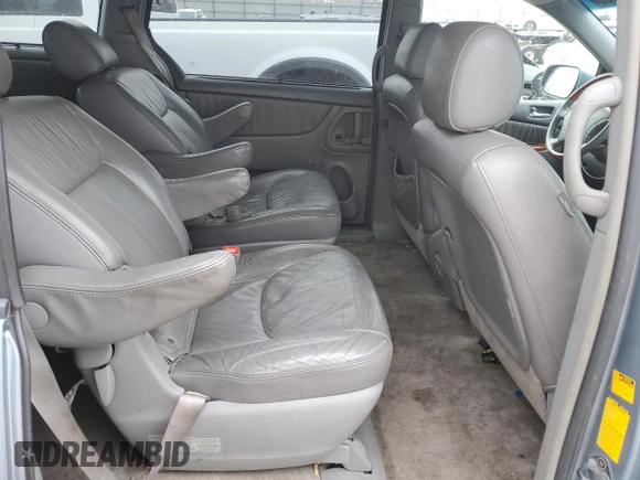 2008 Toyota Sienna XLE with VIN 5TDBK22C28S016344, listed as a Copart auction lot 49178795 with 157,983 mi miles and Clean Title. Bid and sale history available at carsss.com. Image 10.