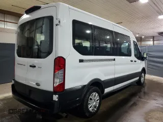 2023 Ford Transit Passenger XL with VIN 1FBAX2C86PKB28288, listed as a Copart auction lot 77303204 with 31,380 mi miles and Clean Title. Bid and sale history available at carsss.com. Image 3.