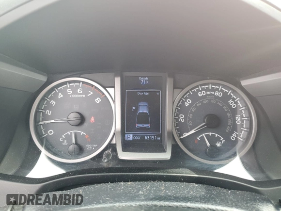 2018 Toyota Tacoma SR z VIN 3TMCZ5AN2JM138146, wystawiony jako Copart lot #60031945 z przebiegiem 63 151 mil mil oraz Szkoda całkowita • Salvage title. Historia ofert i sprzedaży dostępna na DreamBid. Obrazek 9.
