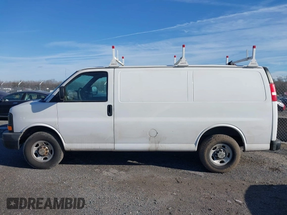 2013 Chevrolet Express Cargo with VIN 1GCZGTBG9D1109295, listed as a IAAI auction lot 41379334 with 91,422 mi miles and . Bid and sale history available at DreamBid. Image 14.