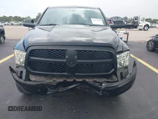 2016 Ram 1500 Tradesman z VIN 1C6RR7FM1GS268609, wystawiony jako IAAI lot #42472382 z przebiegiem 217 548 mil mil oraz . Historia ofert i sprzedaży dostępna na DreamBid. Obrazek 13.