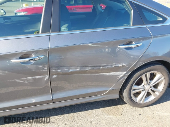 2018 Hyundai Sonata SEL with VIN 5NPE34AFXJH718120, listed as a IAAI auction lot 41847879 with 84,408 mi miles and . Bid and sale history available at carsss.com. Image 6.