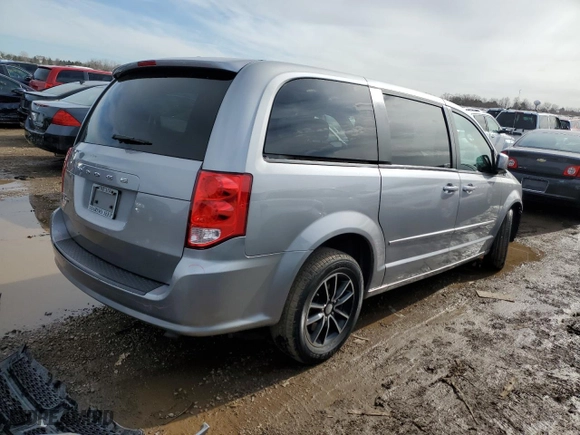 2017 Dodge Grand Caravan SE with VIN 2C4RDGBG9HR586570, listed as a Copart auction lot 49982965 with 64,331 mi miles and Salvage Title. Bid and sale history available at carsss.com. Image 3.