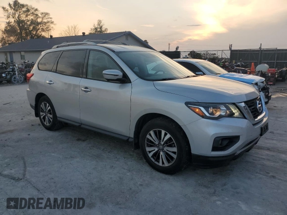 2017 Nissan Pathfinder Platinum with VIN 5N1DR2MN2HC640595, listed as a Copart auction lot 79470774 with 120,153 mi miles and Salvage Title. Bid and sale history available at carsss.com. Image 4.