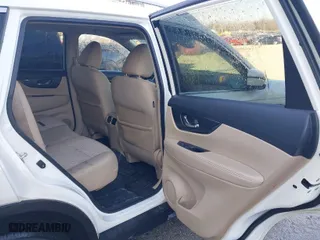 2019 Nissan Rogue SV with VIN 5N1AT2MV0KC731912, listed as a IAAI auction lot 41606575 with 83,736 mi miles. Bid and sale history available at carsss.com. Image 8.