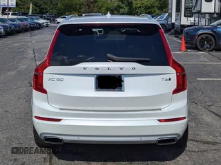 2021 Volvo XC90 Momentum with VIN YV4A221KXM1753168, listed as a Copart auction lot 44860475 with 47,817 mi miles and Clean Title. Bid and sale history available at carsss.com. Image 4.
