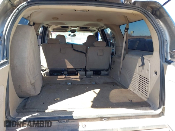 2005 Ford Excursion Limited с VIN 1FMSU43P25EB76602, выставлен на аукционе IAAI как лот 41712613 с пробегом Не указан миль и . История ставок и продаж доступна на DreamBid. Изображение 18.