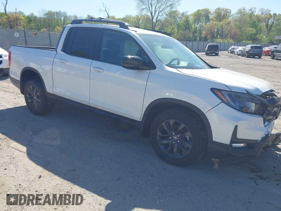 2024 Honda Ridgeline Sport z VIN 5FPYK3F11RB005065, wystawiony jako IAAI lot #42133517 z przebiegiem 4 697 mil mil oraz . Historia ofert i sprzedaży dostępna na DreamBid. Obrazek 1.