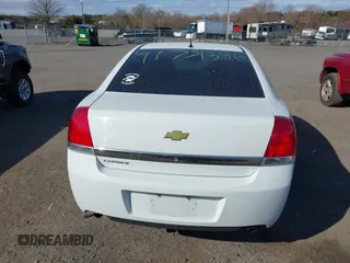 2011 Chevrolet Caprice z VIN 6G1MK5T28BL524726, wystawiony jako IAAI lot #41771386 z przebiegiem 174 194 mil mil oraz . Historia ofert i sprzedaży dostępna na DreamBid. Obrazek 17.